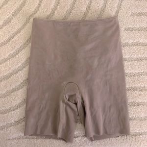Spanx nude short sharewear